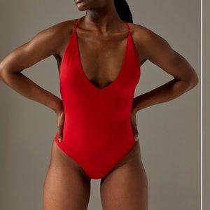 Babaton Contour Strappy Bodysuit